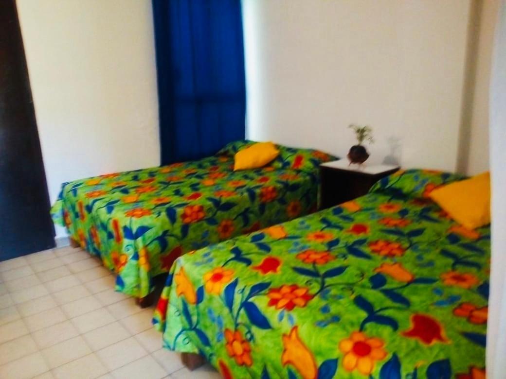 Hotel Zocalo Abuelos アカプルコ エクステリア 写真