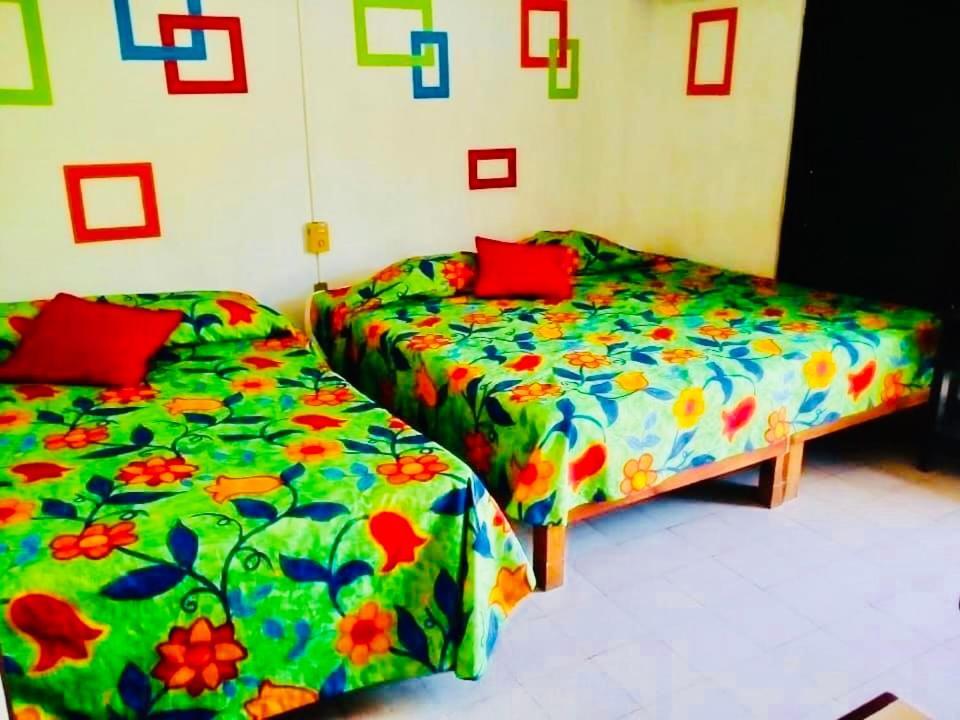 Hotel Zocalo Abuelos アカプルコ エクステリア 写真