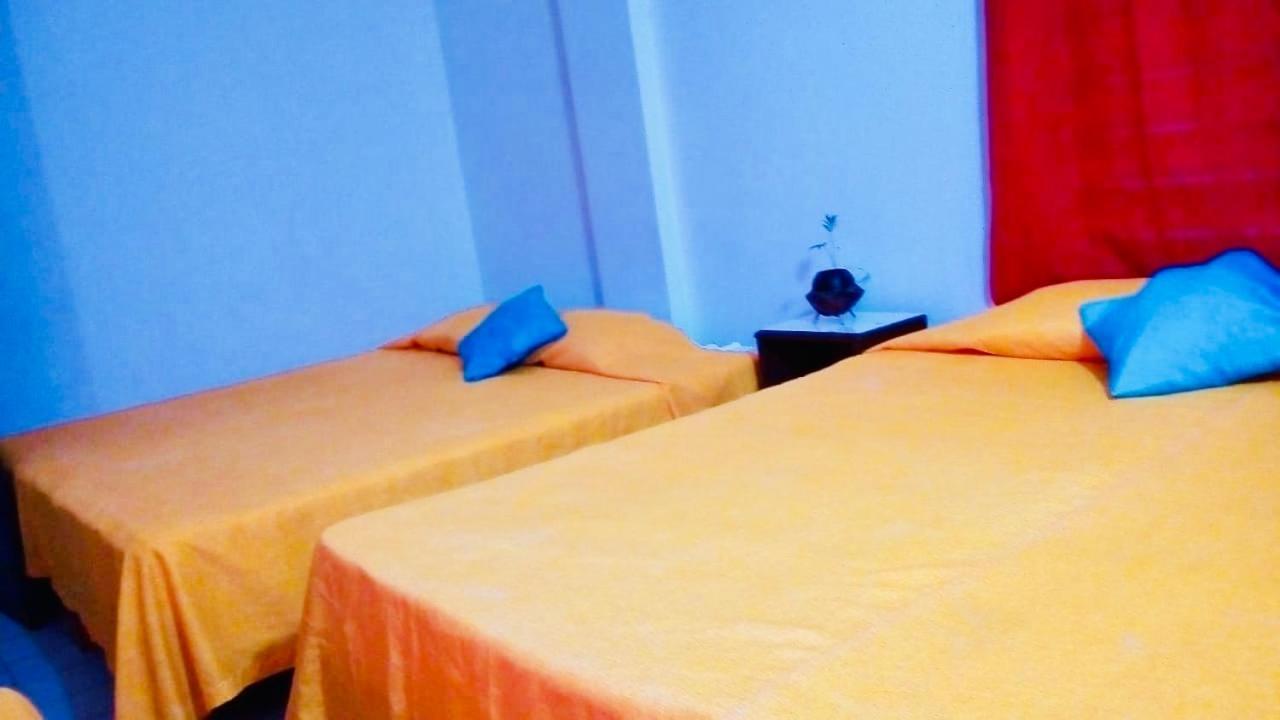 Hotel Zocalo Abuelos アカプルコ エクステリア 写真