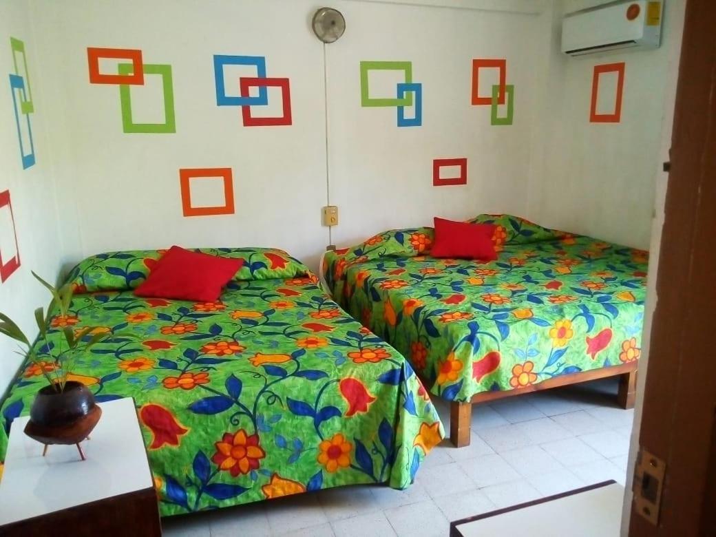 Hotel Zocalo Abuelos アカプルコ エクステリア 写真