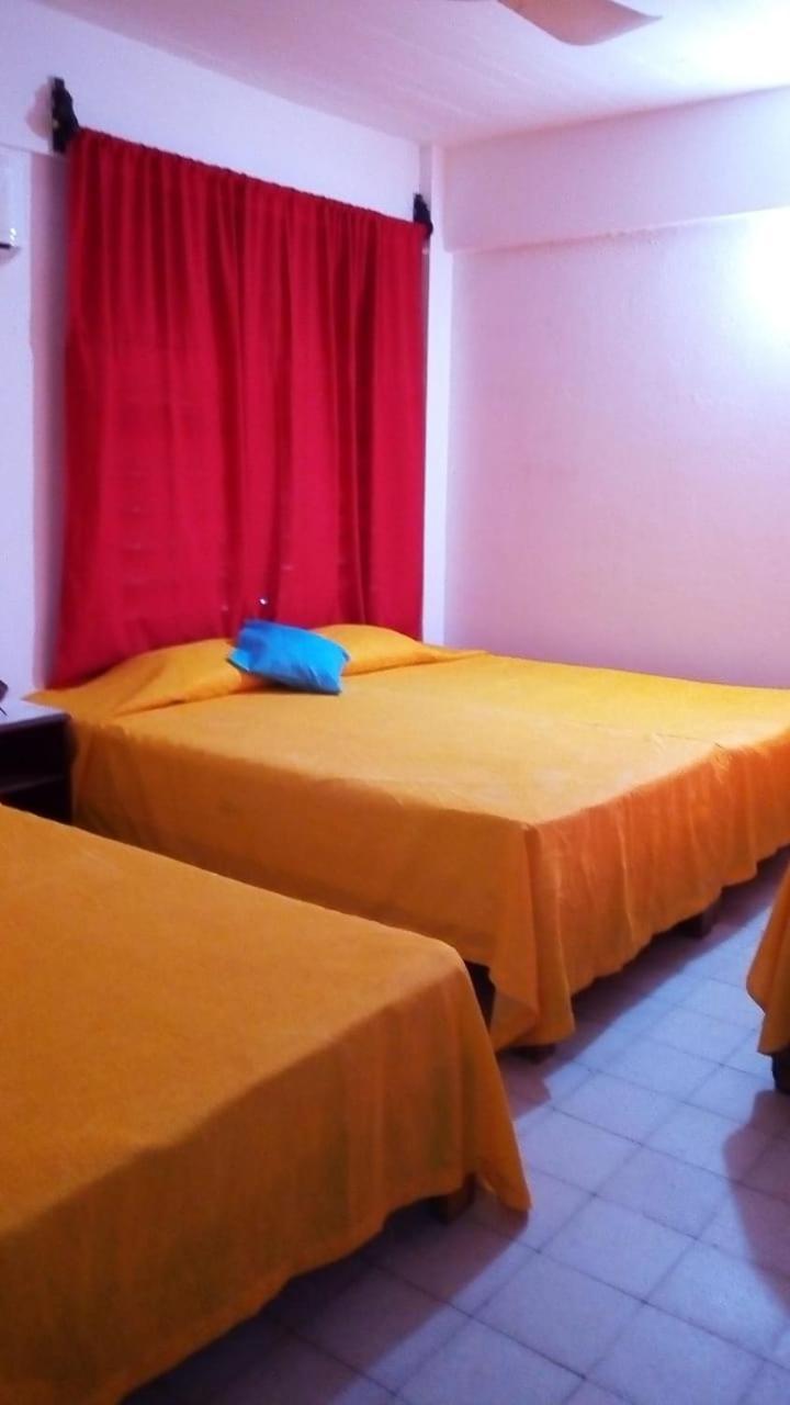 Hotel Zocalo Abuelos アカプルコ エクステリア 写真