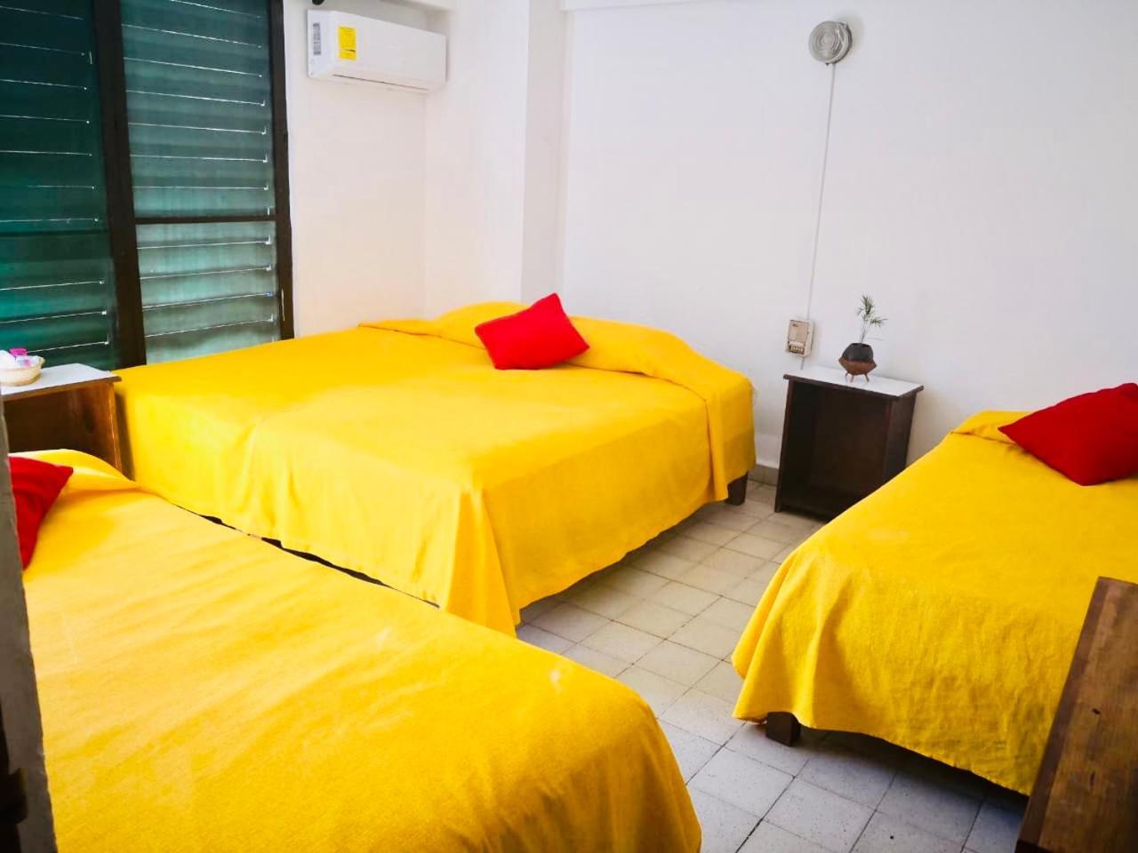 Hotel Zocalo Abuelos アカプルコ エクステリア 写真