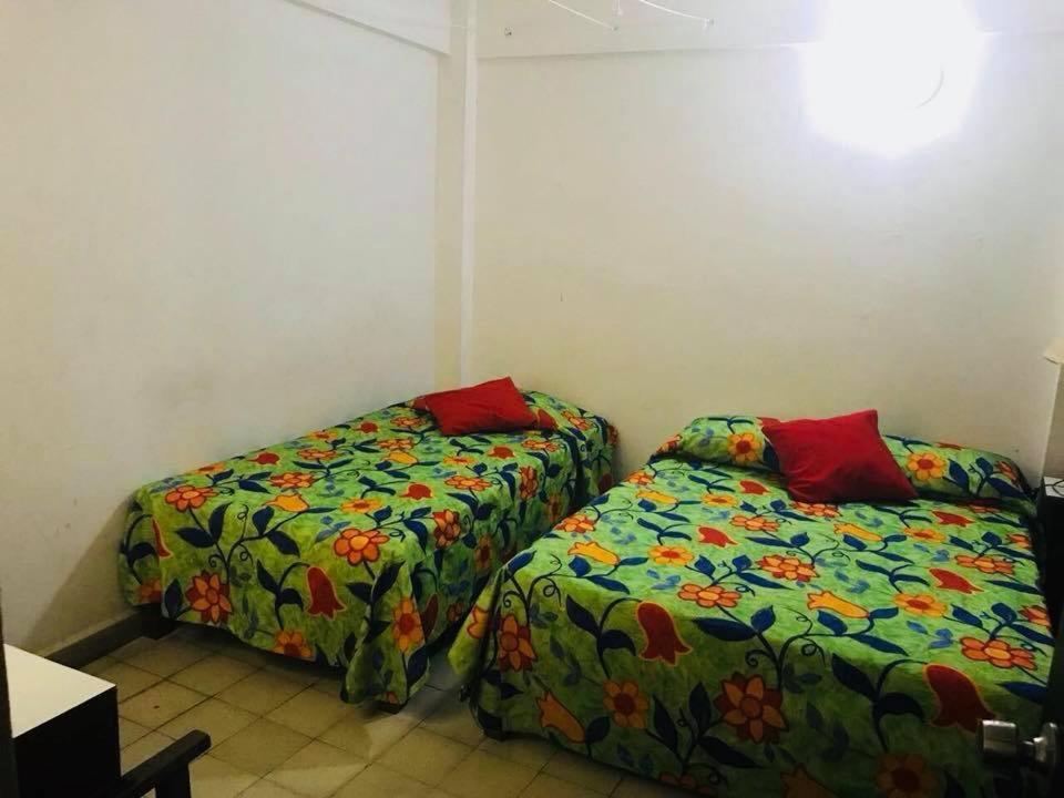 Hotel Zocalo Abuelos アカプルコ エクステリア 写真